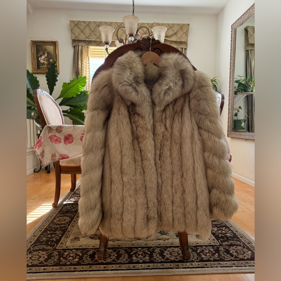 Authentic Vintage Brown Saga Fox Fur Coat The Fur Place